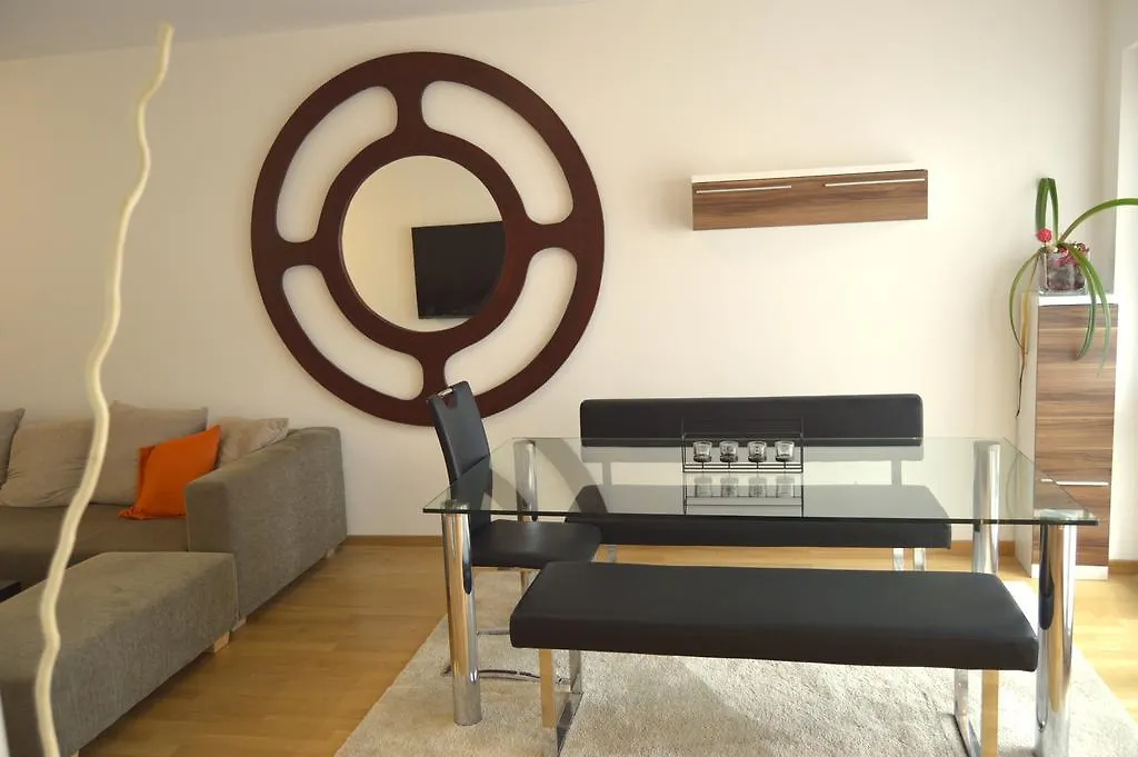 Yeti Lux - Central City Loft Apartment Garmisch-Partenkirchen
