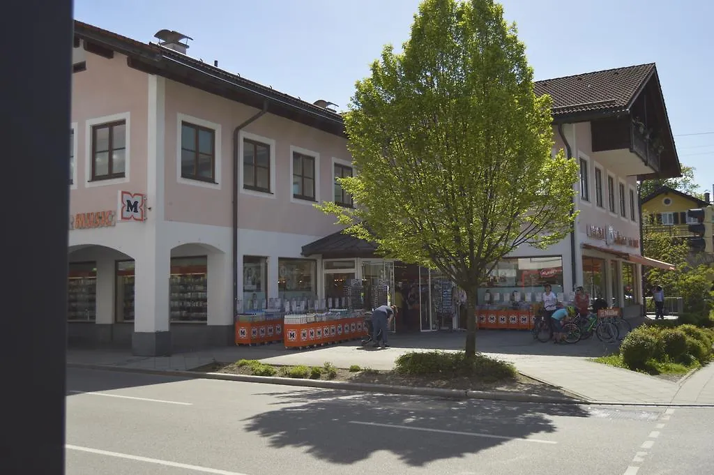 Yeti Lux - Central City Loft Apartment Garmisch-Partenkirchen